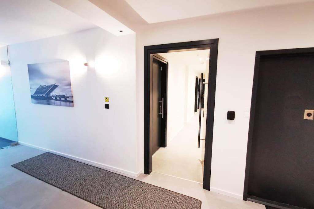 Hh 03 By Rockchair - Superhost Status - Modernes Apartment Mit Sonnigem Balkon & Premium Boxspringbetten In Winterhude - Hamburg Top Geheimtipp Eksteriør bilde