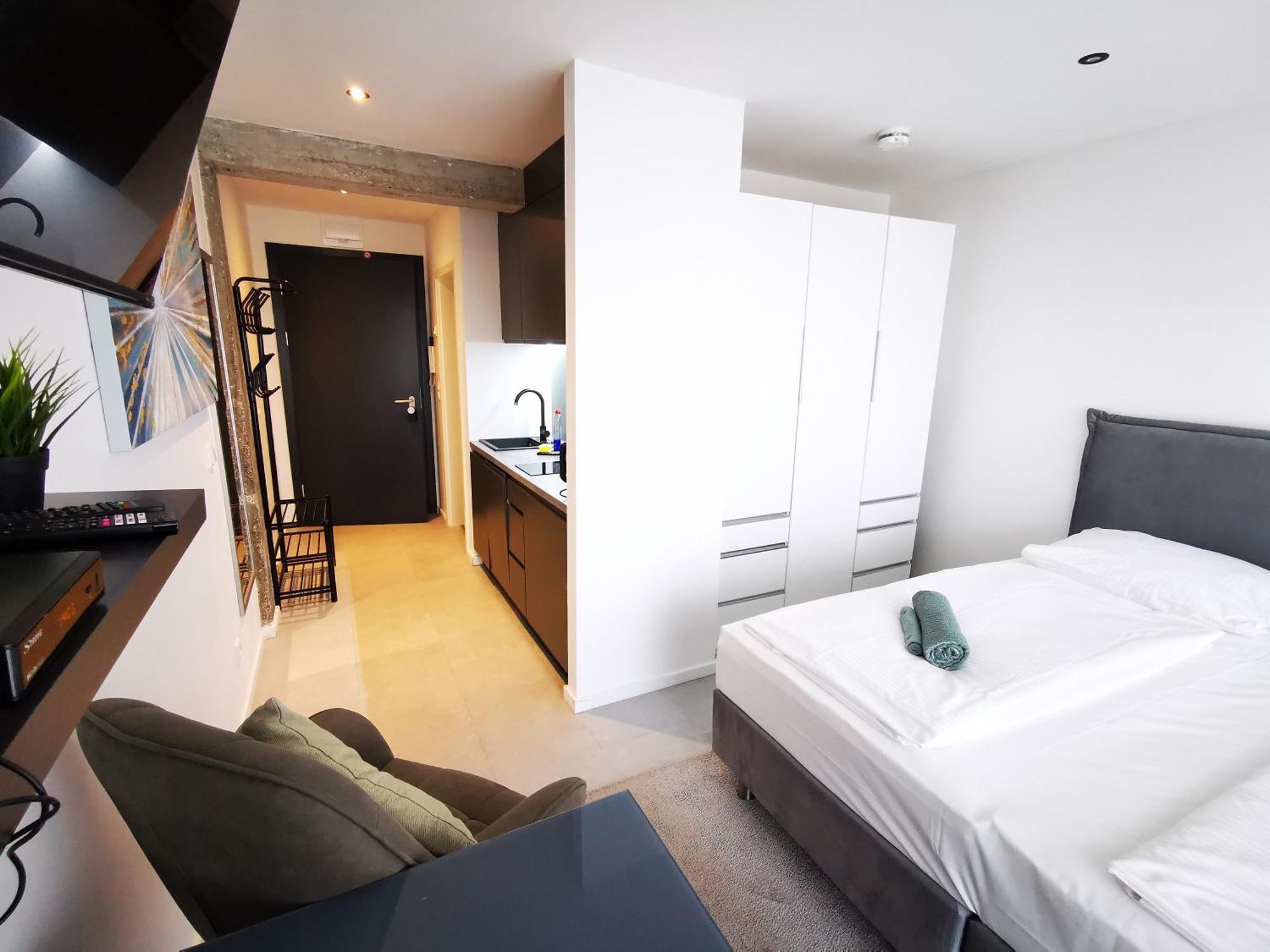 Hh 03 By Rockchair - Superhost Status - Modernes Apartment Mit Sonnigem Balkon & Premium Boxspringbetten In Winterhude - Hamburg Top Geheimtipp Eksteriør bilde