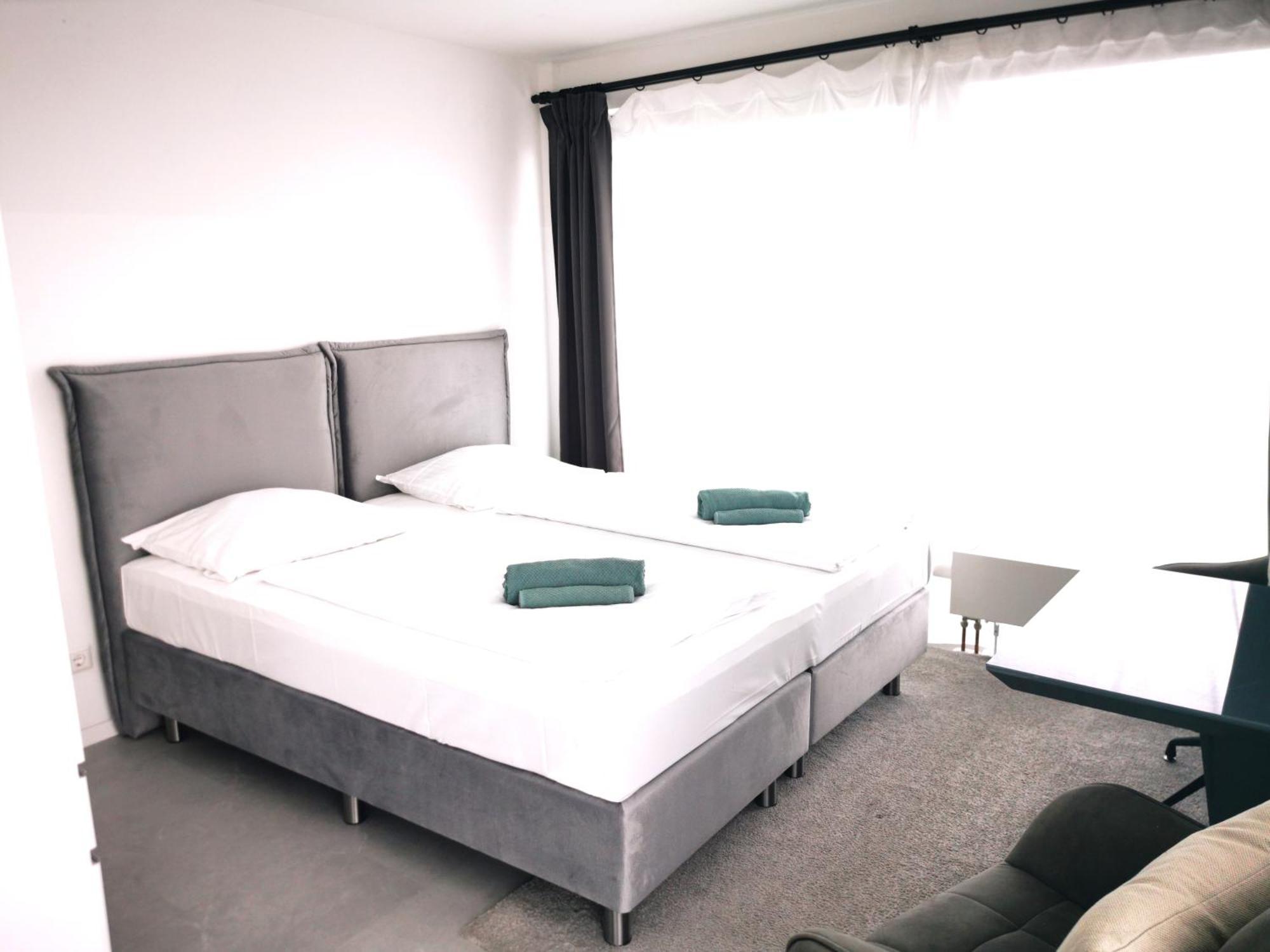 Hh 03 By Rockchair - Superhost Status - Modernes Apartment Mit Sonnigem Balkon & Premium Boxspringbetten In Winterhude - Hamburg Top Geheimtipp Eksteriør bilde